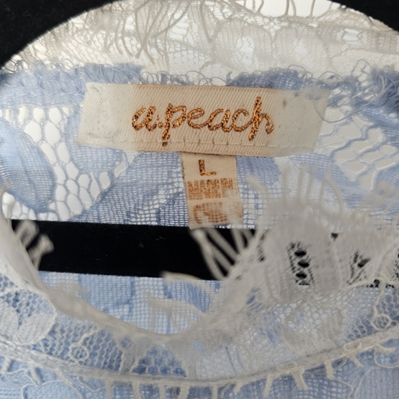 A. Peach Lace Top - Picture 5 of 5